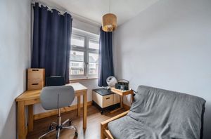 Photo 7- click for photo gallery